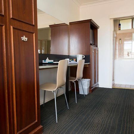 A Line Motel Гриффит Экстерьер фото