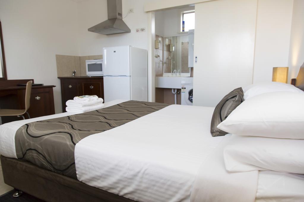 A Line Motel Гриффит Экстерьер фото