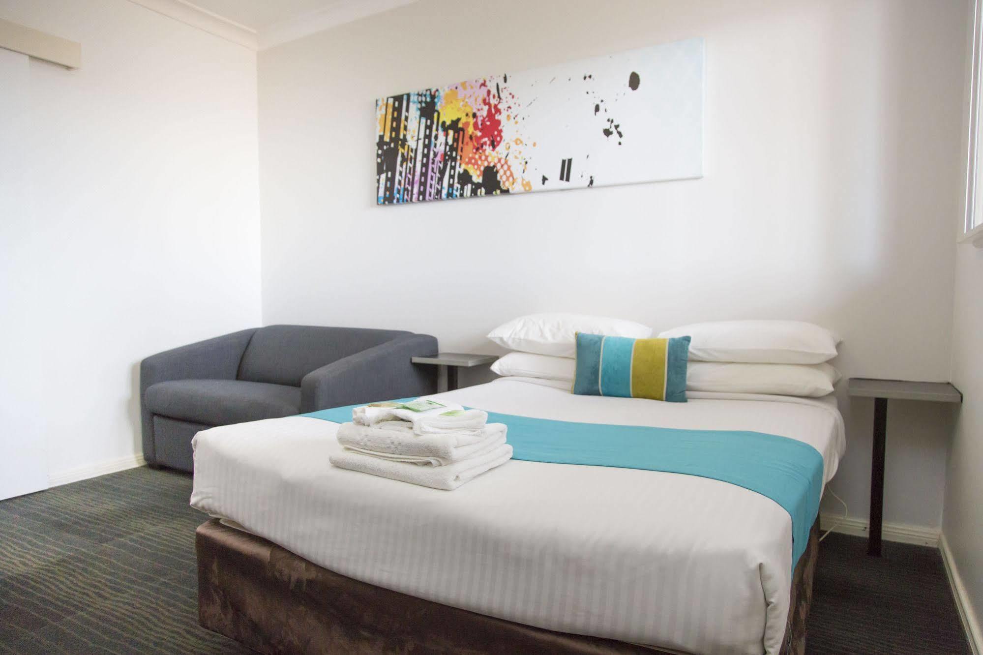 A Line Motel Гриффит Экстерьер фото