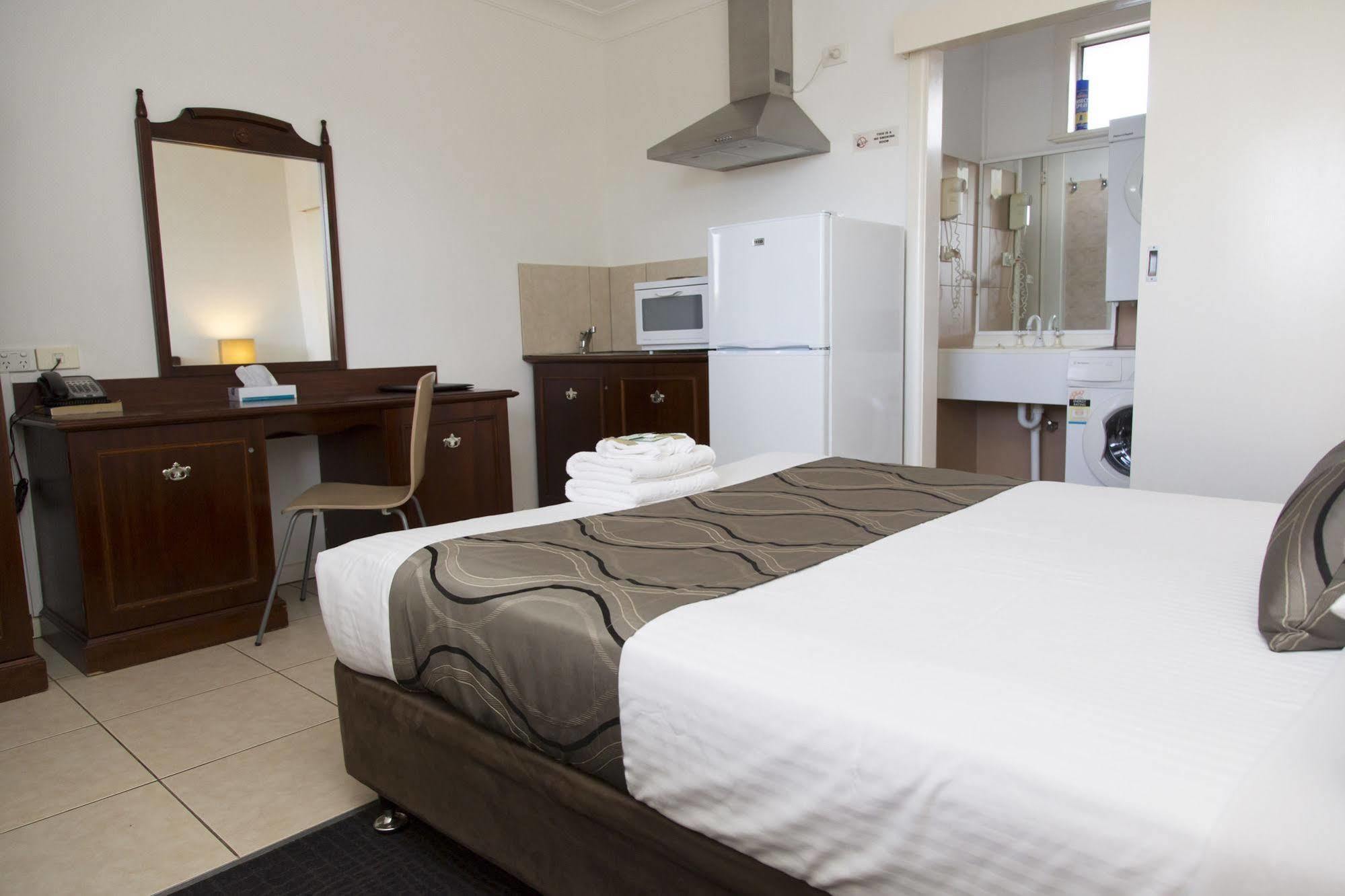 A Line Motel Гриффит Экстерьер фото